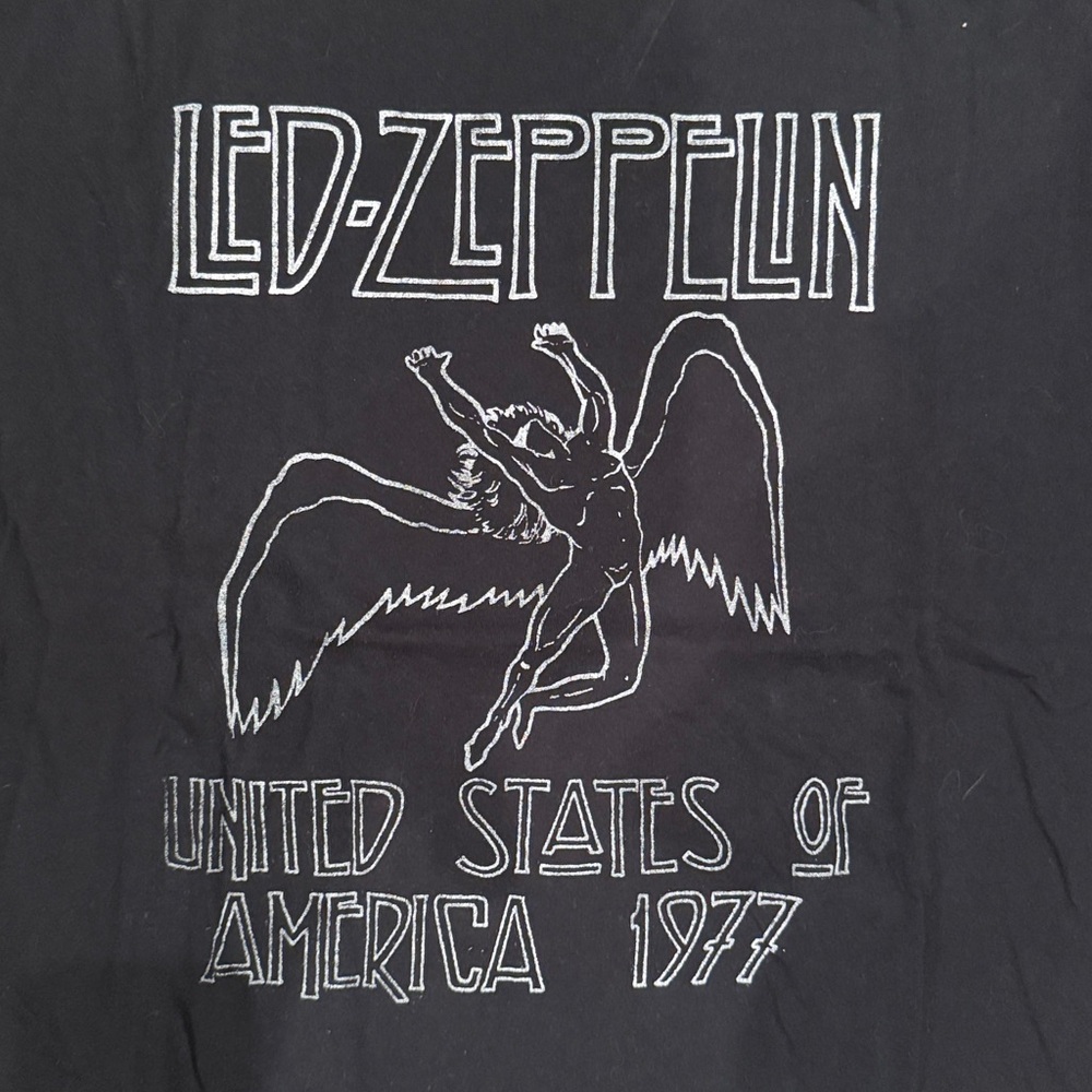 Led Zeppelin Black Graphic Short-Sleeve Tee vintage band t-shirt